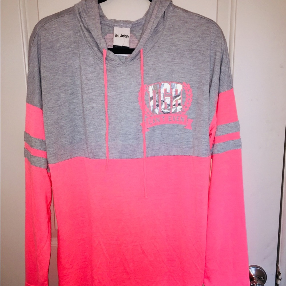 Light weight long sleeve hoodie